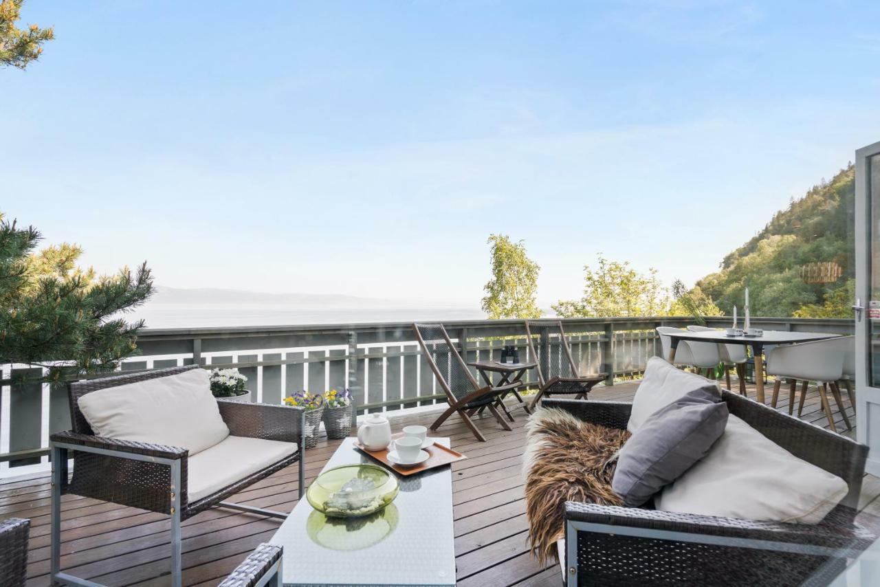 Private House & Bungalow By The Sea Trondheim Esterno foto